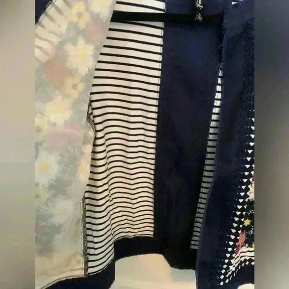 Berek Blue Lace Floral Striped Blazer Sweater Jacket, Womens Size Medium - Picture 6 of 9